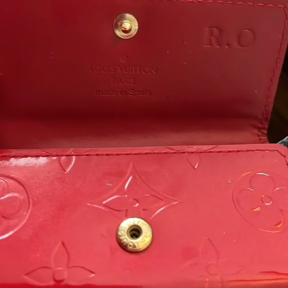 Louis Vuitton Red Vernis Key Holder, EUC - Picture 11 of 11